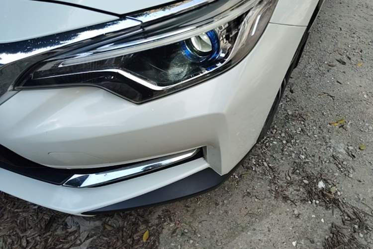 Used Venucia D60 2019 100 000 Honor 1.6L XL CVT Chenku Edition China VI Standard Left Front Headlight