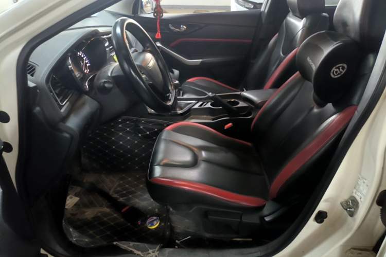 Used Venucia D60 2019 100 000 Glory 1.6L XL Manual Chenku Edition China VI Left Front Seat