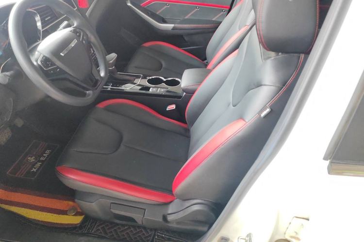Used Venucia D60 2019 100 000 Honor 1.6L XL CVT Chenku Edition China VI Standard Left Front Seat