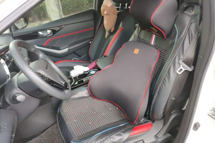 Used Venucia D60 2019 100 000 Honor 1.6L XL CVT Chenku Edition China VI Standard Left Front Seat