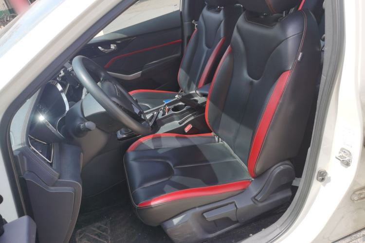 Used Venucia D60 2019 100 000 Glory 1.6L XL Manual Chenku Edition China VI Left Front Seat