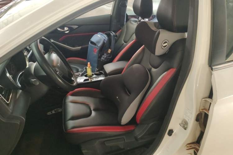Used Venucia D60 2019 1.6L XL CVT Smart Connect Elite Edition Left Front Seat