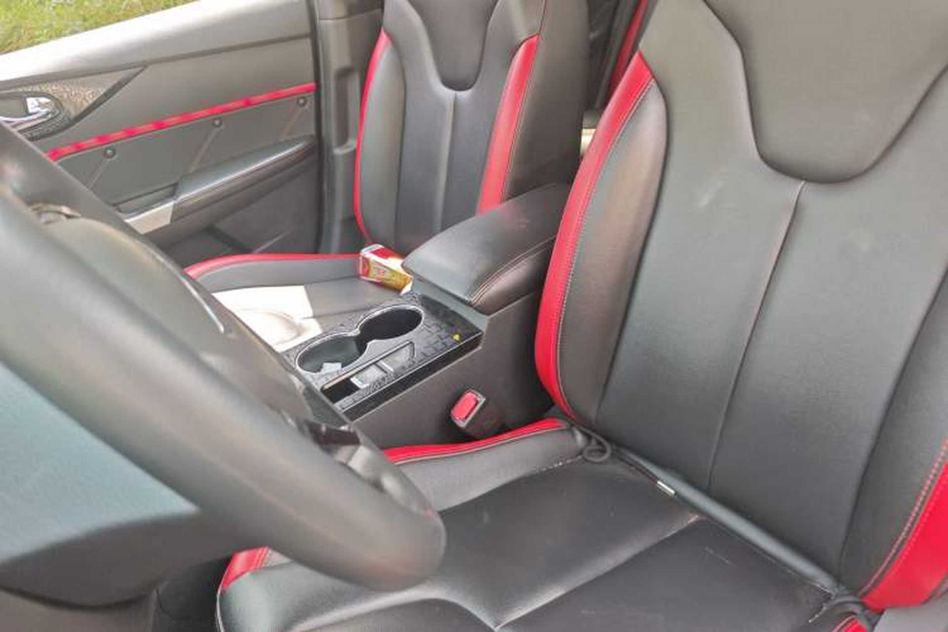 Used Venucia D60 2019 1.6L XL CVT Smart Connect Elite Edition Left Front Seat