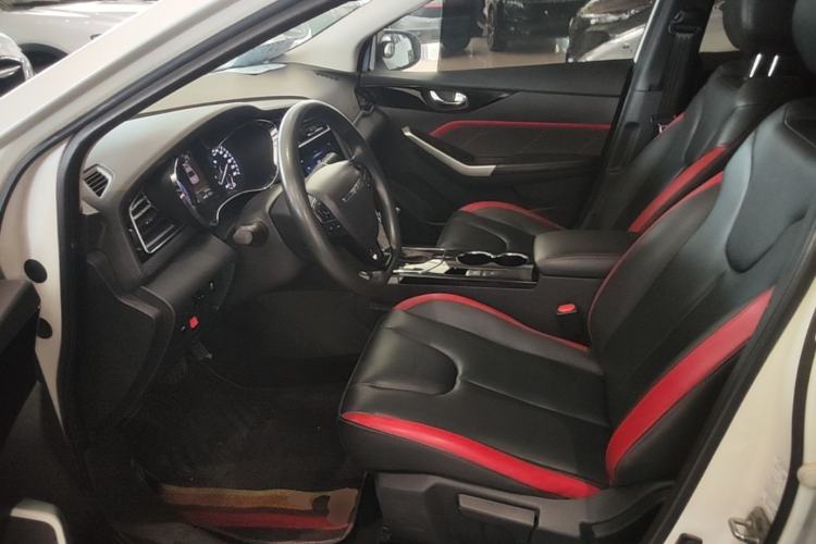 Used Venucia D60 2019 100 000 Honor 1.6L XL CVT Chenku Edition China V Standard Left Front Seat