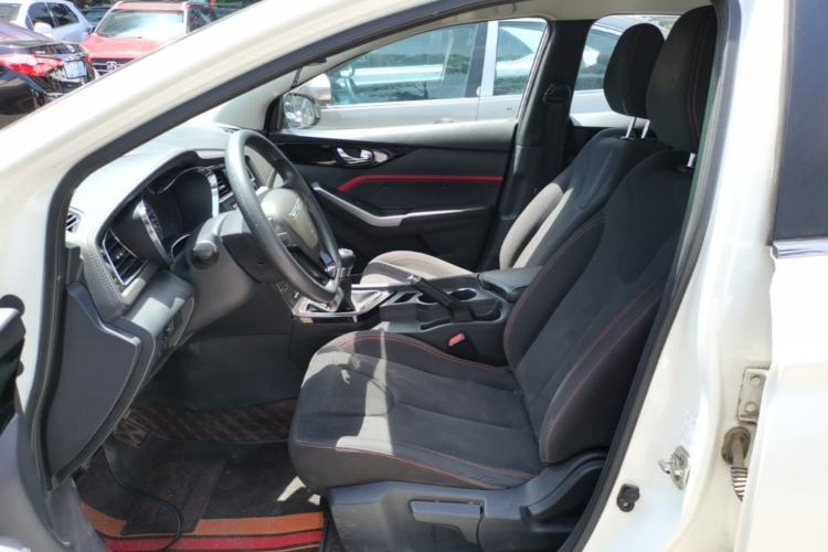 Used Venucia D60 2019 100 000 Glory 1.6L Entry Manual ChenShang Edition China VI Left Front Seat