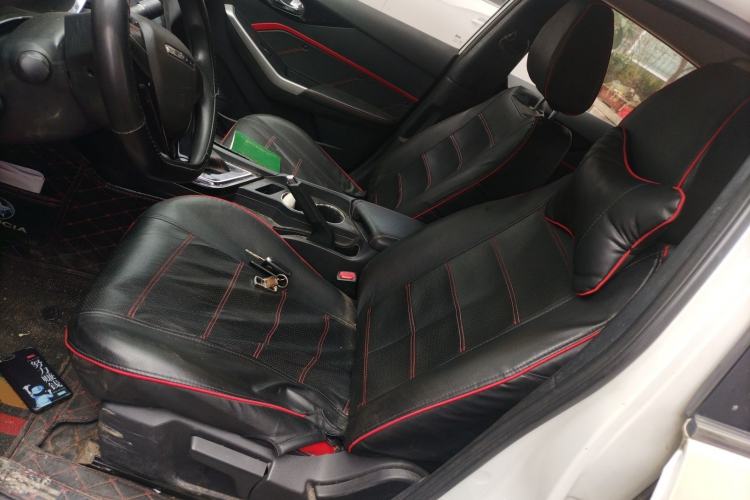 Used Venucia D60 2019 100 000-Yuan Glory 1.6L XE CVT Chenxiang Edition China VI Standard Left Front Seat