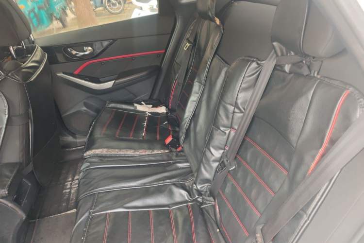 Used Venucia D60 2019 100 000 Glory 1.6L Entry Manual ChenShang Edition China VI Left Rear Seat