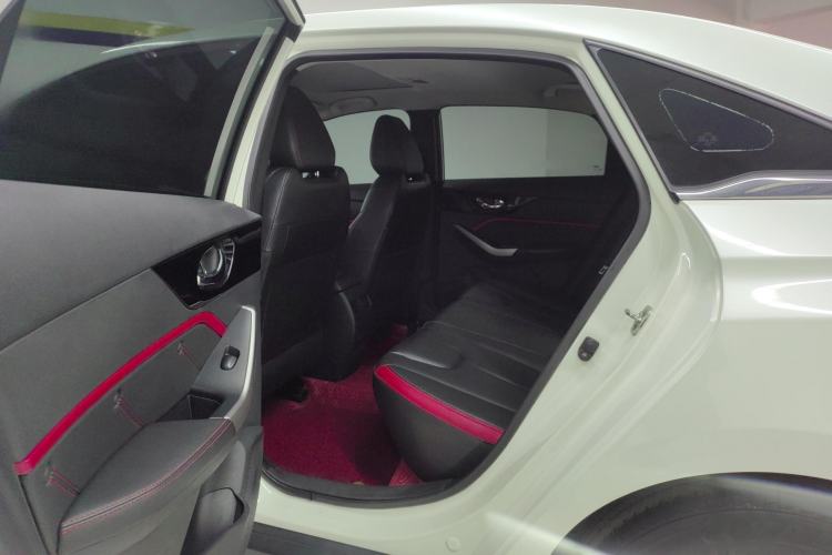 Used Venucia D60 2019 100 000 Honor 1.6L XL CVT Chenku Edition China VI Standard Left Rear Seat