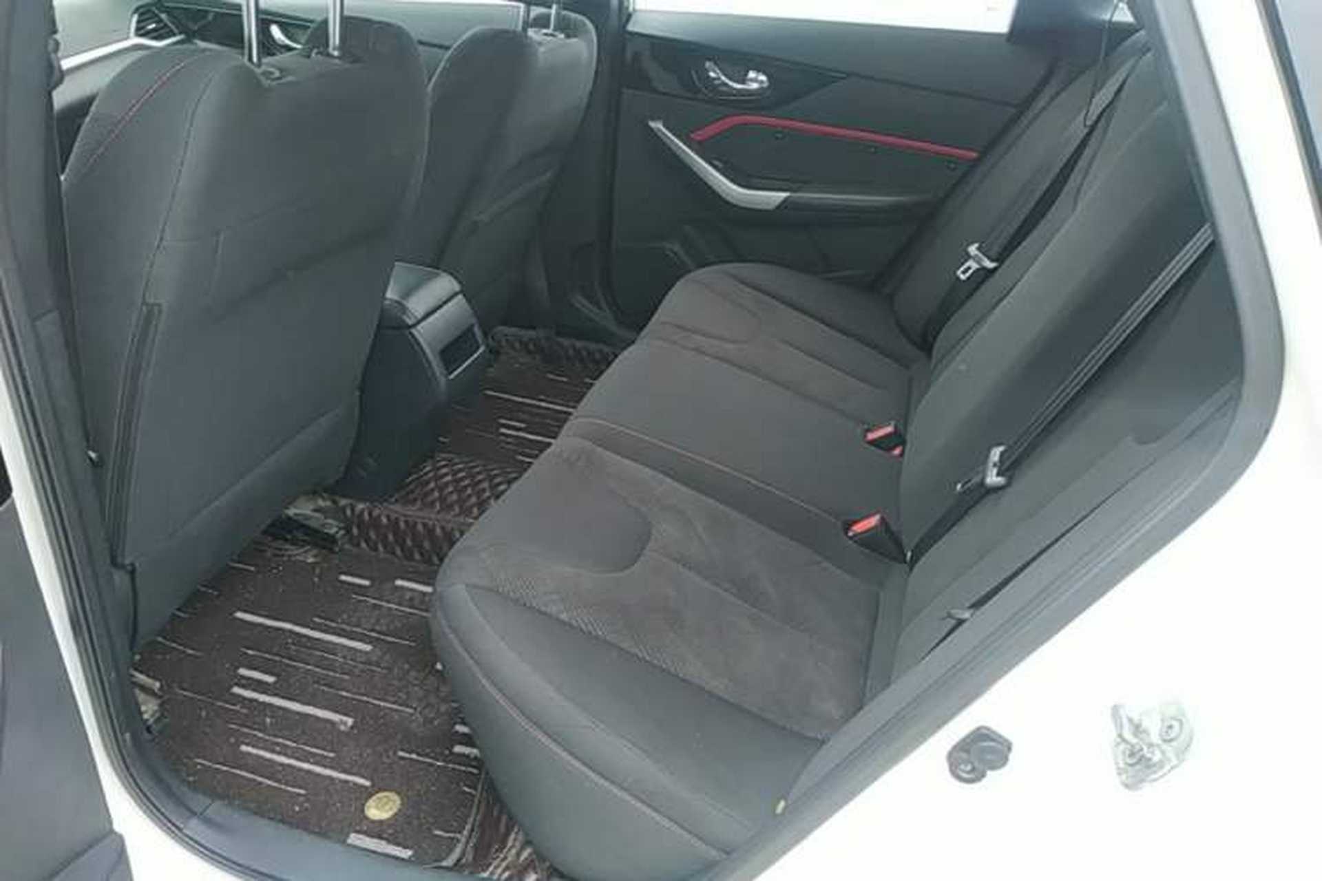 Used Venucia D60 2019 100 000 Glory 1.6L Entry Manual ChenShang Edition China VI Left Rear Seat