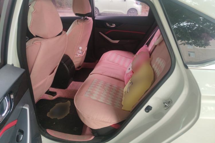 Used Venucia D60 2019 100 000 Honor 1.6L XL CVT Chenku Edition China VI Standard Left Rear Seat