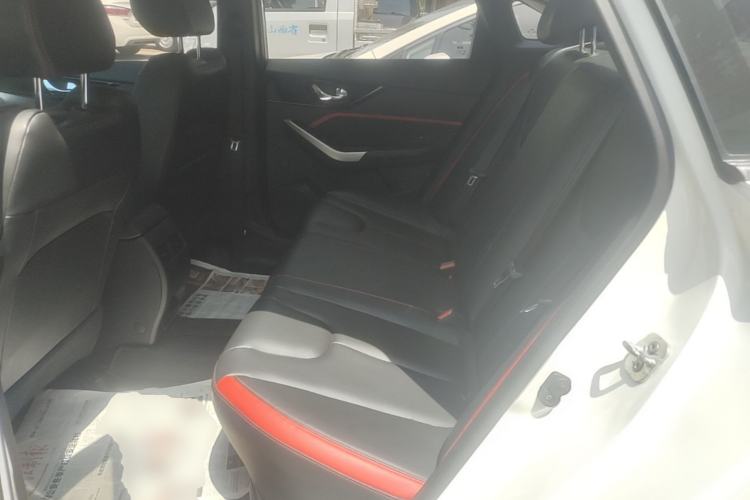 Used Venucia D60 2019 100 000 Honor 1.6L XL CVT Chenku Edition China VI Standard Left Rear Seat