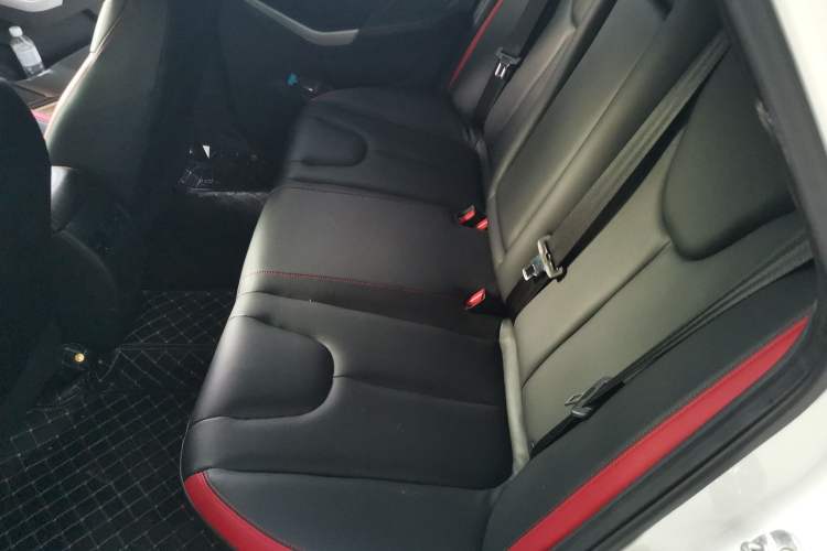 Used Venucia D60 2019 1.6L XL CVT Smart Connect Elite Edition Left Rear Seat