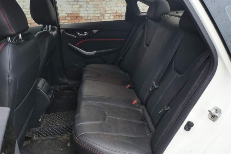 Used Venucia D60 2019 100 000 Glory 1.6L Entry Manual ChenShang Edition China VI Left Rear Seat