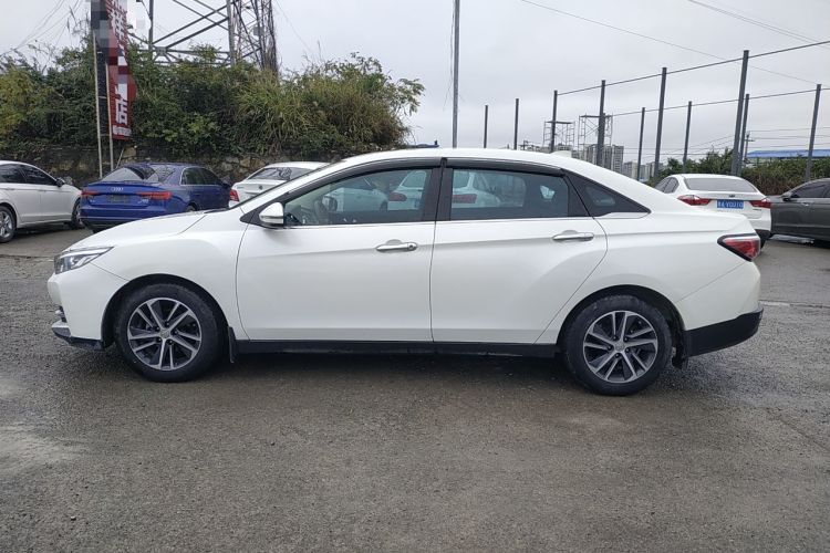 Used Venucia D60 2019 100 000 Glory 1.6L XL Manual Chenku Edition China VI Left Side