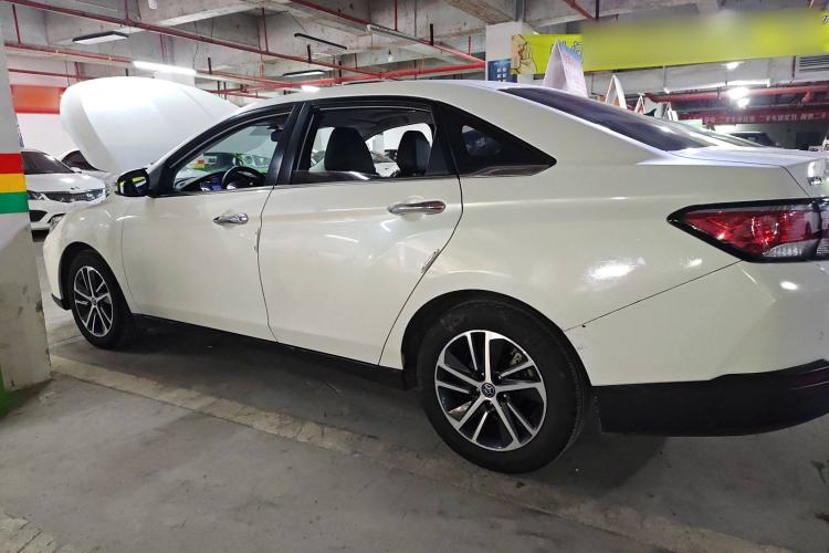 Used Venucia D60 2019 1.6L XL CVT Smart Connect Elite Edition Left Side