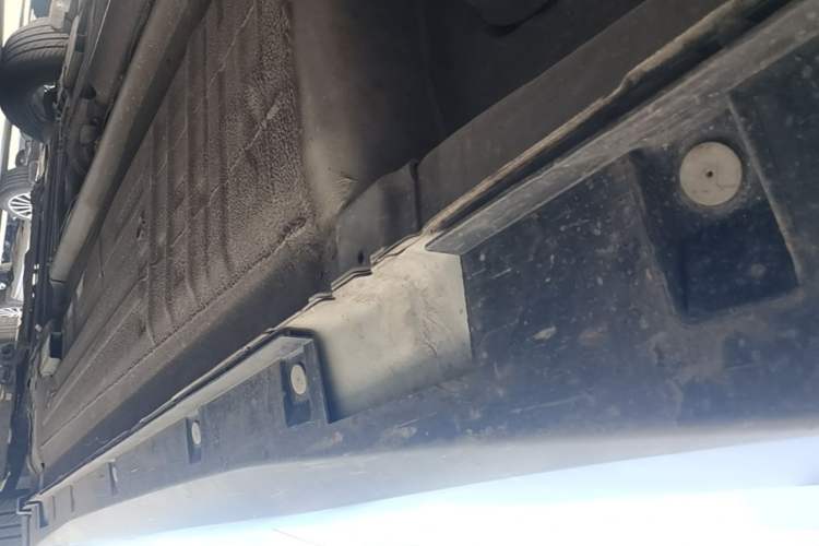 Used Venucia D60 2019 100 000 Glory 1.6L Entry Manual ChenShang Edition China VI Left Side Sill