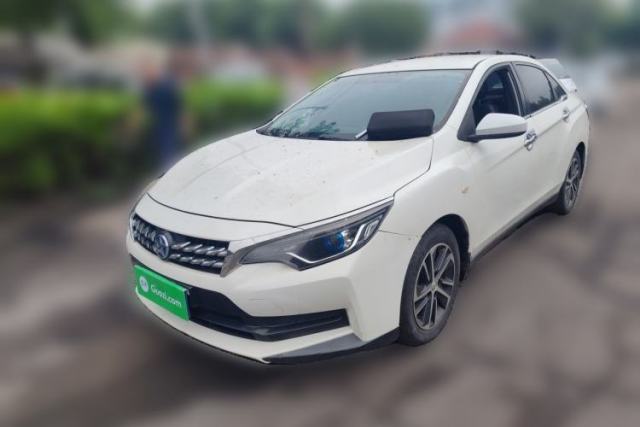 Used Venucia D60 2019 100 000-Yuan Glory 1.6L XE CVT Chenxiang Edition China V Emission Standard