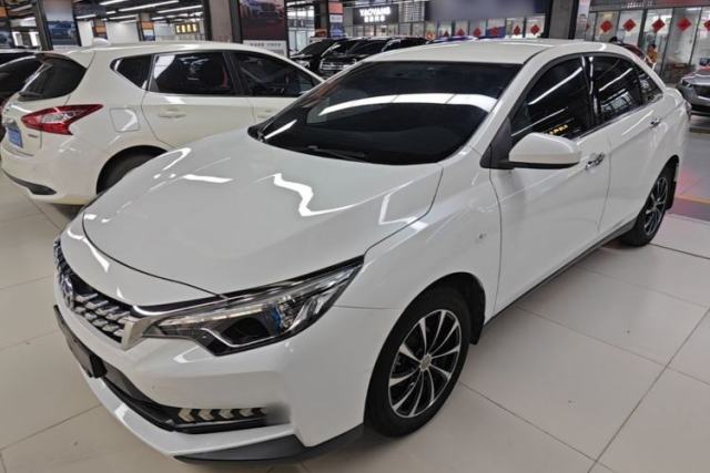 Used Venucia D60 2019 100 000 Glory 1.6L Entry Manual ChenShang Edition China VI