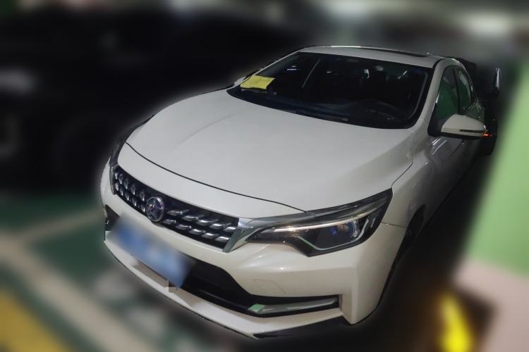 Used Venucia D60 2019 100 000 Honor 1.6L XL CVT Chenku Edition China VI Standard Guazi used car, China used car export, Used car for sale, Used cars, Cheapest cars for sale