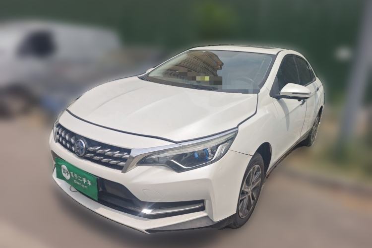 Used Venucia D60 2019 100 000 Glory 1.6L XL Manual Chenku Edition China VI Guazi used car, China used car export, Used car for sale, Used  cars, Cheapest cars for sale