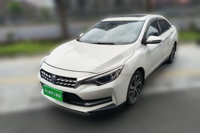 Used Venucia D60 2019 1.6L XL CVT Smart Connect Elite Edition