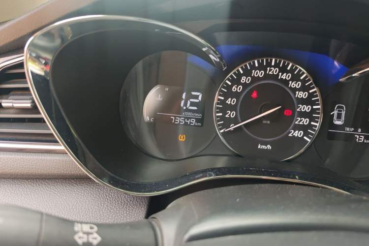 Used Venucia D60 2019 100 000 Glory 1.6L Entry Manual ChenShang Edition China VI Odometer Close Up