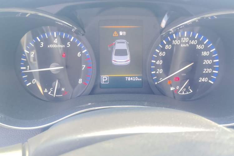 Used Venucia D60 2019 100 000 Honor 1.6L XL CVT Chenku Edition China VI Standard Odometer Close Up