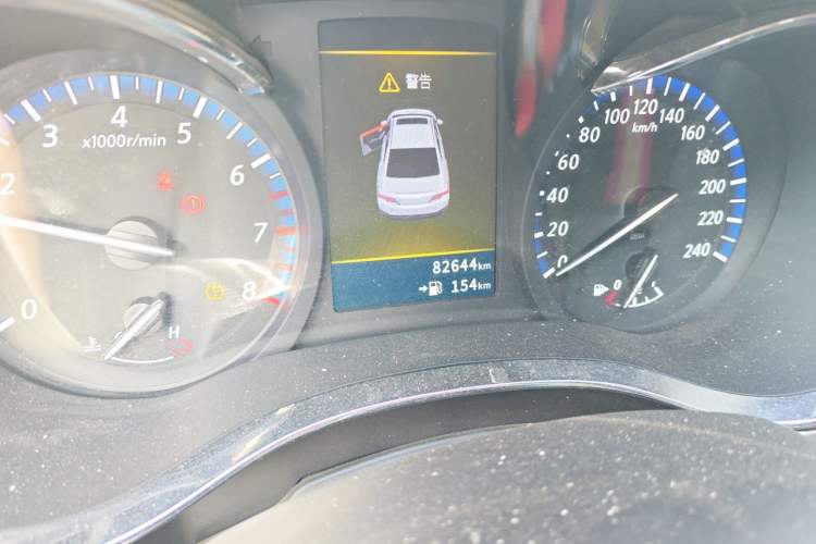 Used Venucia D60 2019 100 000 Glory 1.6L XL Manual Chenku Edition China VI Odometer Close Up