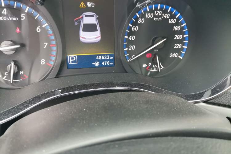 Used Venucia D60 2019 1.6L XL CVT Smart Connect Elite Edition Odometer Close Up