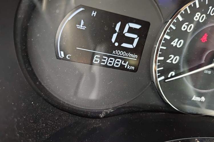 Used Venucia D60 2019 100 000-Yuan Glory 1.6L XE Manual – Chenxiang Edition China VI Odometer Close Up
