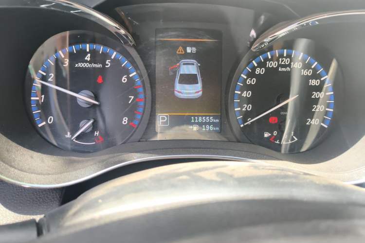 Used Venucia D60 2019 100 000 Honor 1.6L XL CVT Chenku Edition China VI Standard Odometer Close Up
