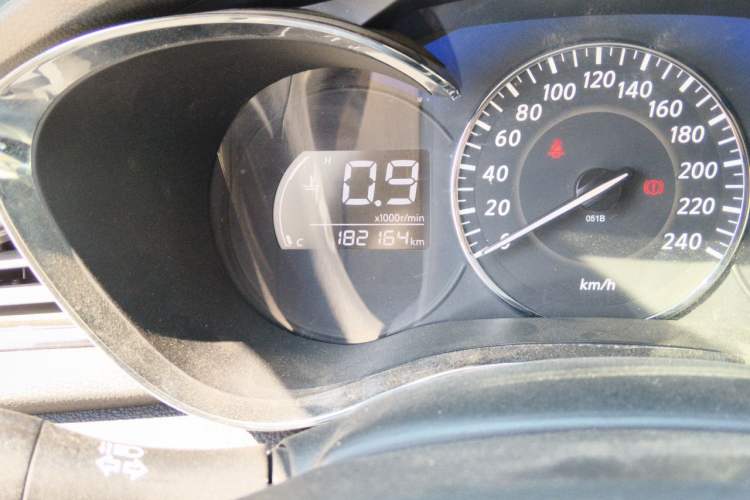 Used Venucia D60 2019 1.6L Entry Manual Fashion Edition Odometer Close Up