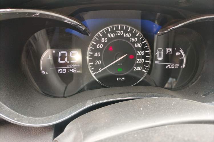 Used Venucia D60 2019 100 000-Yuan Glory 1.6L XE CVT Chenxiang Edition China VI Standard Odometer Close Up