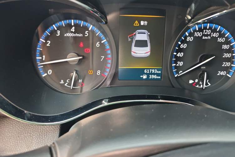 Used Venucia D60 2019 100 000 Glory 1.6L XL Manual Chenku Edition China VI Odometer Close Up