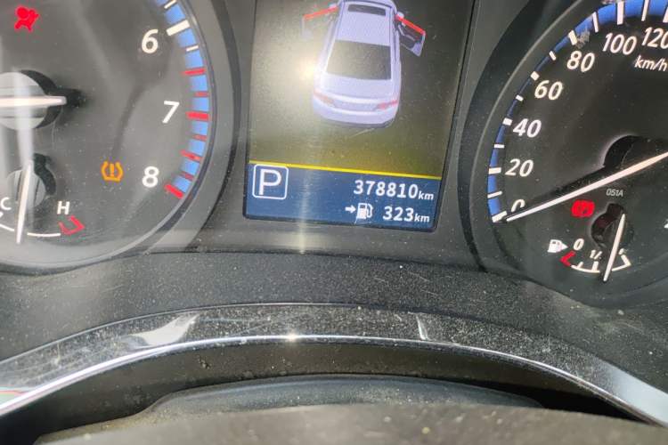Used Venucia D60 2019 100 000 Honor 1.6L XL CVT Chenku Edition China VI Standard Odometer Close Up
