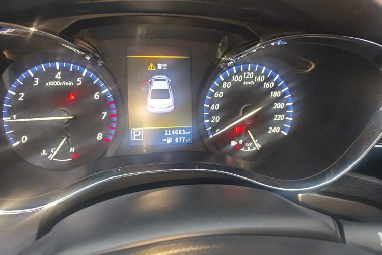 Used Venucia D60 2019 1.6L XL CVT Smart Connect Elite Edition Odometer Close Up