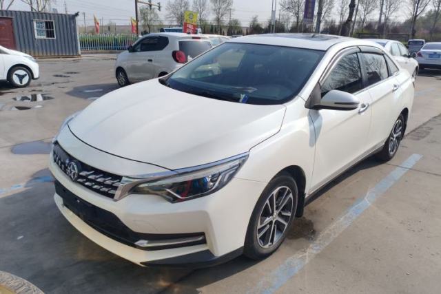 Used Venucia D60 2019 100 000 Honor 1.6L XL Manual Chenku Edition China V Standard