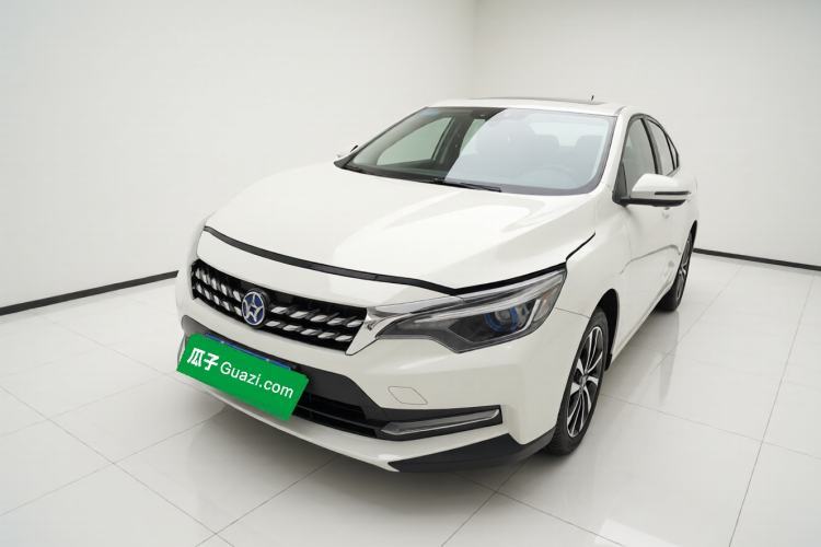 Venucia D60 2019 100 000 Honor 1.6L XL CVT Chenku Edition China VI Standard usata Guazi used car, China used car export, Used car for sale, Used cars, Cheapest cars for sale