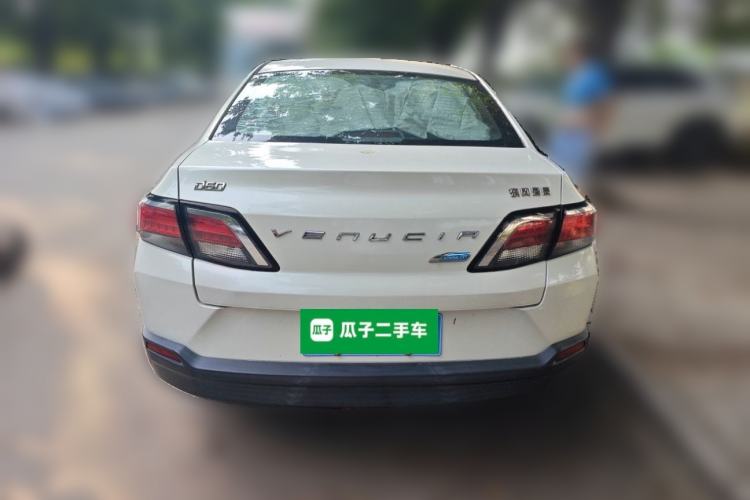 Used Venucia D60 2019 100 000 Honor 1.6L XL CVT Chenku Edition China VI Standard Rear