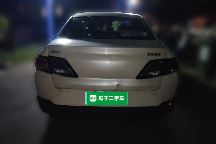 Used Venucia D60 2019 1.6L Entry Manual Fashion Edition Rear