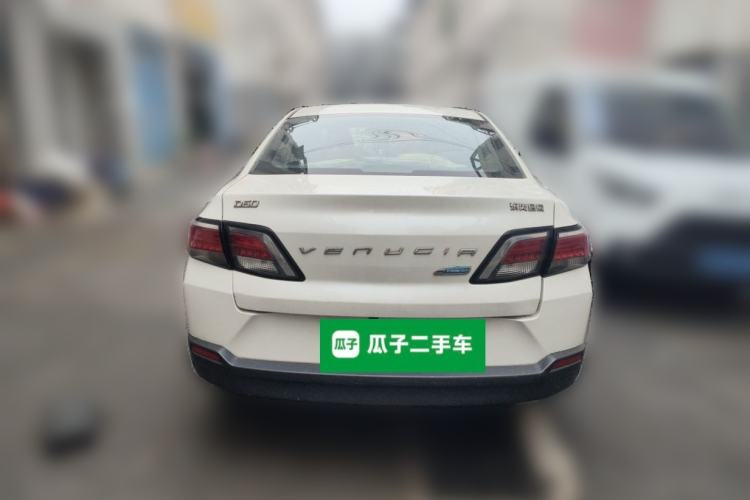 Used Venucia D60 2019 100 000 Honor 1.6L XL CVT Chenku Edition China VI Standard Rear