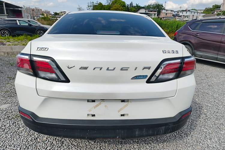 Used Venucia D60 2019 100 000 Honor 1.6L XL CVT Chenku Edition China VI Standard Rear
