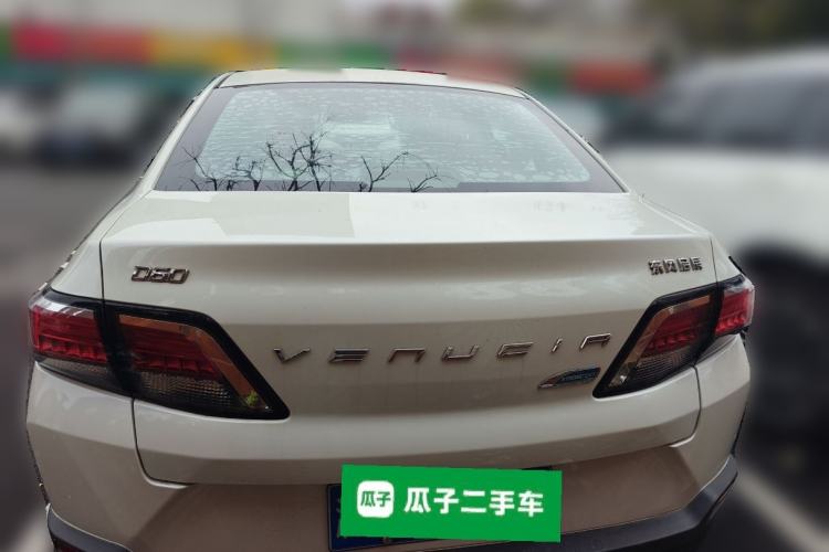 Used Venucia D60 2019 100 000 Honor 1.6L XL CVT Chenku Edition China V Standard Rear