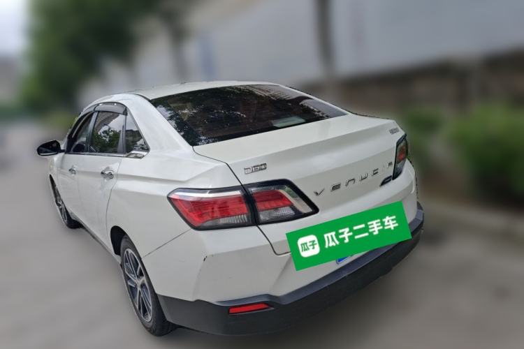 Used Venucia D60 2019 100 000 Honor 1.6L XL CVT Chenku Edition China VI Standard Rear Left 45 Deg