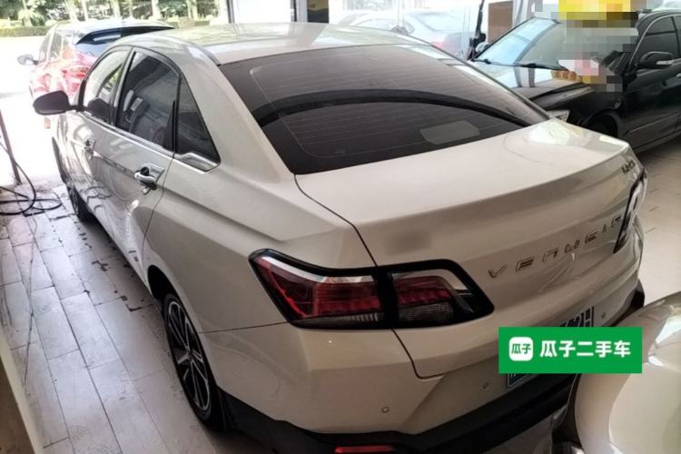 Used Venucia D60 2019 1.6L XL Manual SmartConnect Elite Edition Rear Left 45 Deg