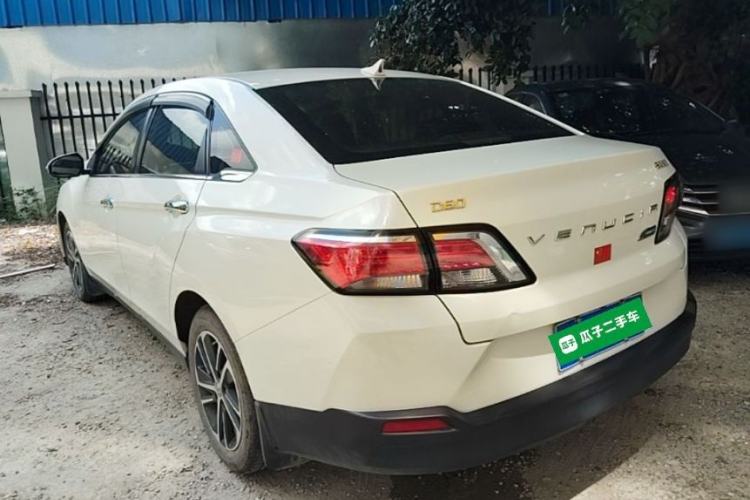 Used Venucia D60 2019 100 000 Honor 1.6L XL CVT Chenku Edition China VI Standard Rear Left 45 Deg