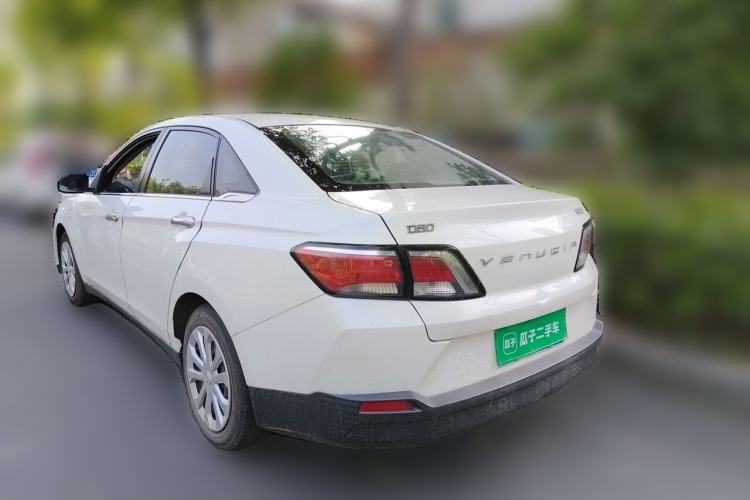 Used Venucia D60 2019 100 000 Glory 1.6L Entry Manual ChenShang Edition China VI Rear Left 45 Deg