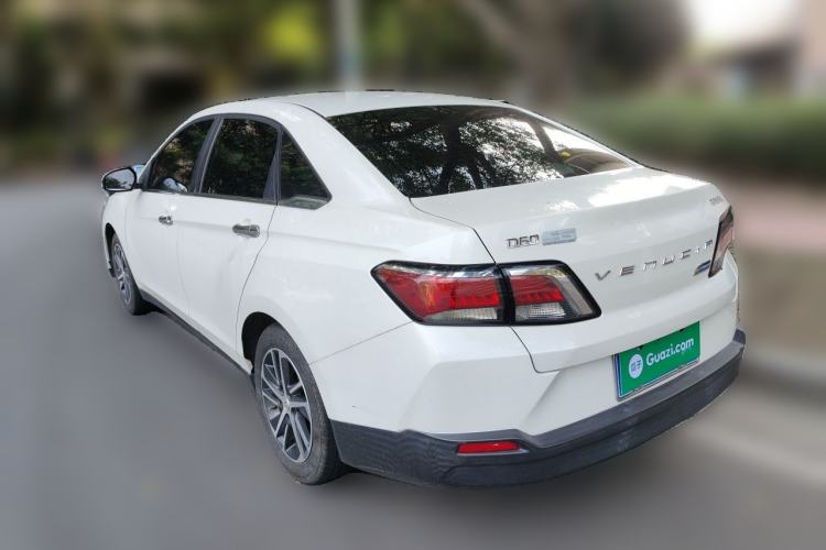 Used Venucia D60 2019 100 000 Honor 1.6L XL CVT Chenku Edition China VI Standard Rear Left 45 Deg