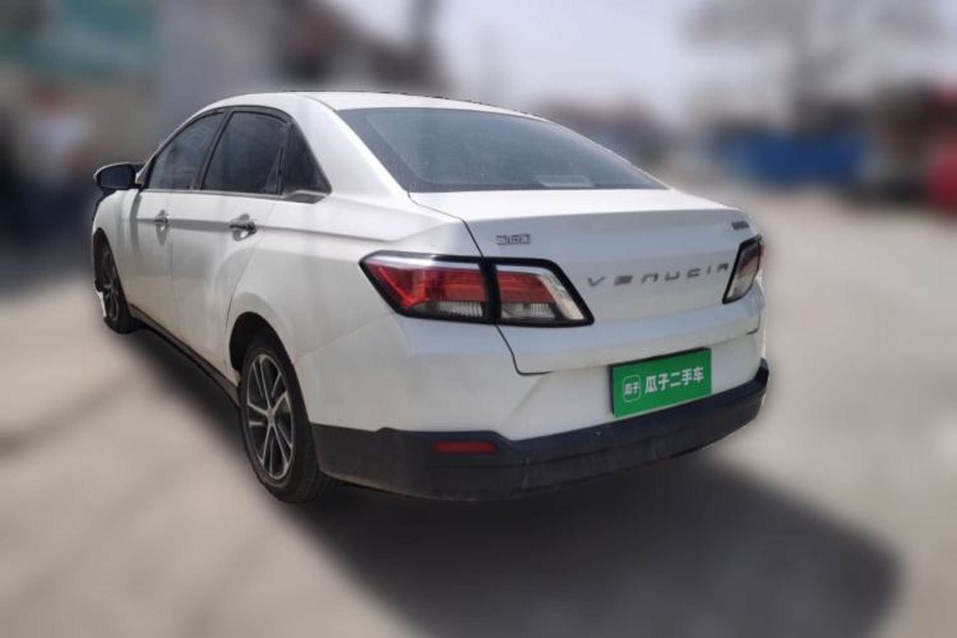 Used Venucia D60 2019 100 000 Glory 1.6L XL Manual Chenku Edition China VI Rear Left 45 Deg