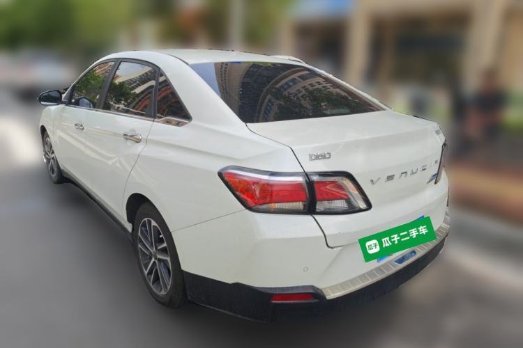 Used Venucia D60 2019 1.6L XL Manual SmartConnect Elite Edition Rear Left 45 Deg